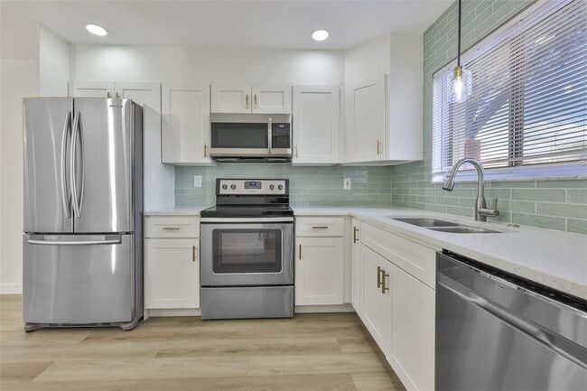 Photo - 1620 58th Ave S