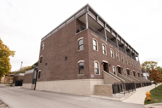 Brownstone Condominiums