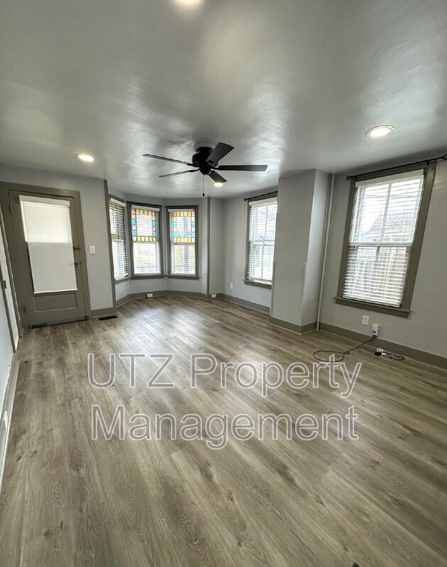 Photo - 24 Manchester Ave Unit #1