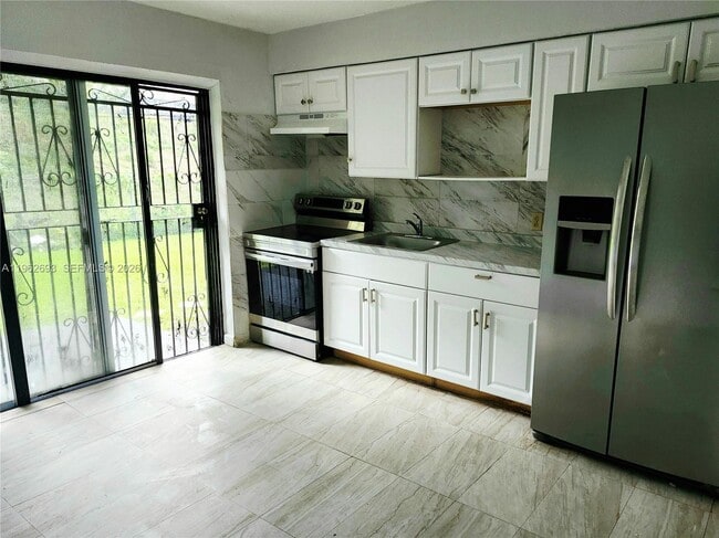 Photo - 11120 NW 6th Ave Unit 11120