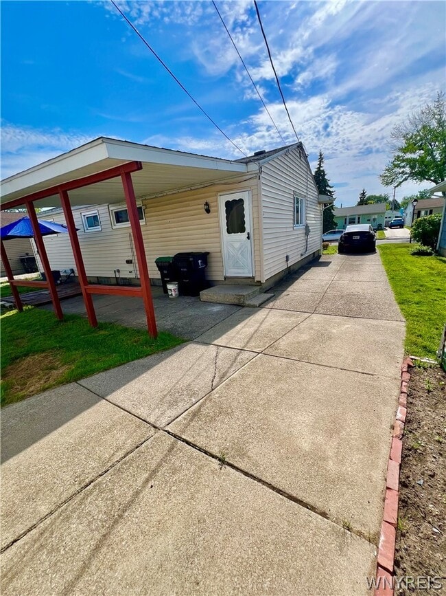 Photo - 53 Winkler Dr