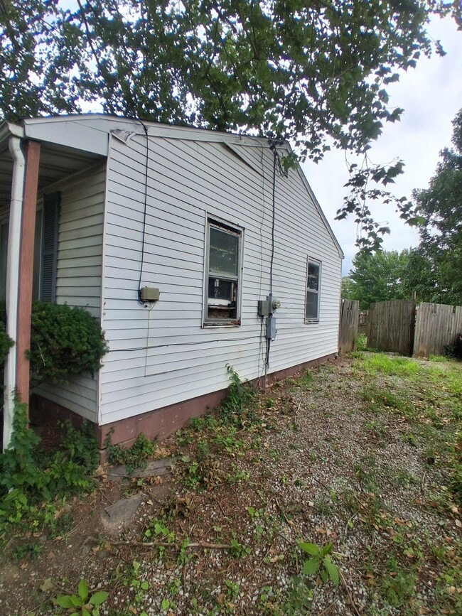 Photo - 521 N Davis St