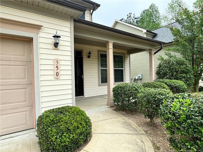 Photo - 350 River Oak St