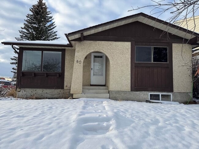 Photo - 80 Falsby Ct NE