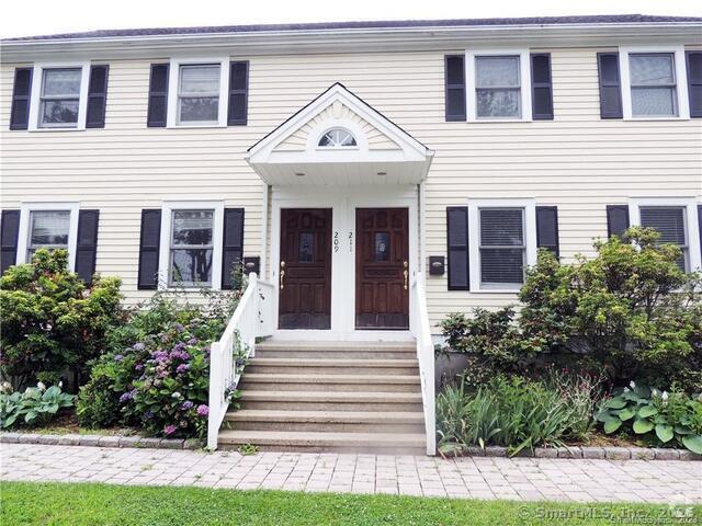 Building Photo - 211 Hunyadi Ave Rental