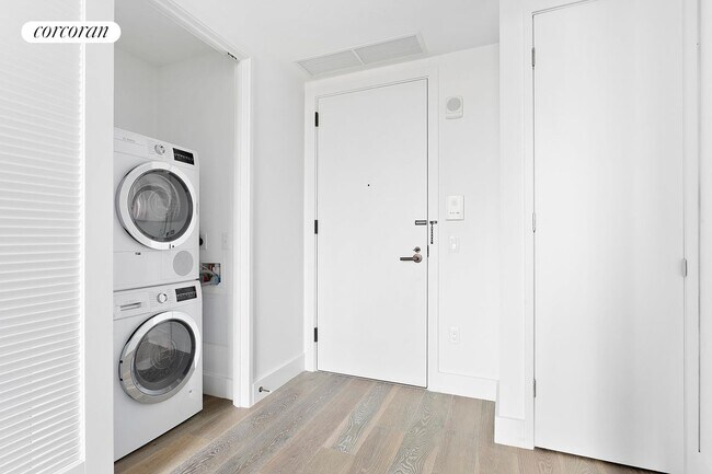 Photo - 10 Nevins St