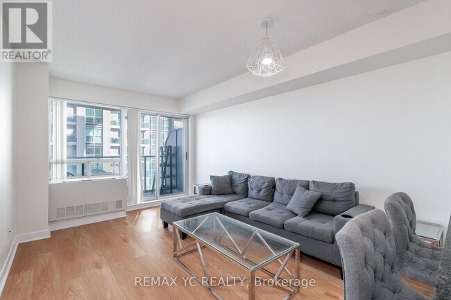 Photo - 35 Bales Ave Unit 1909