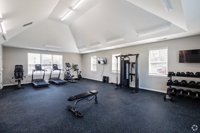 3BR, 2BA - 1,200SF - Fitness Center - Urbana at Hioaks
