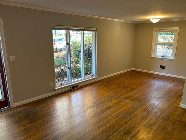 Sala de estar - 724 Vanderbrook Rd