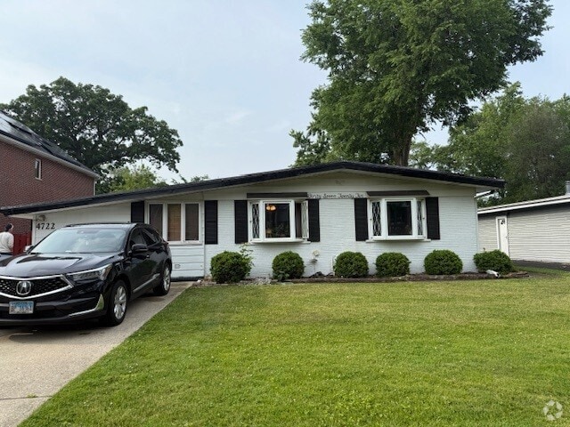 Building Photo - 4722 Locust Ave Rental