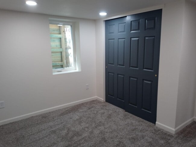 7920 Hooker St Unit B