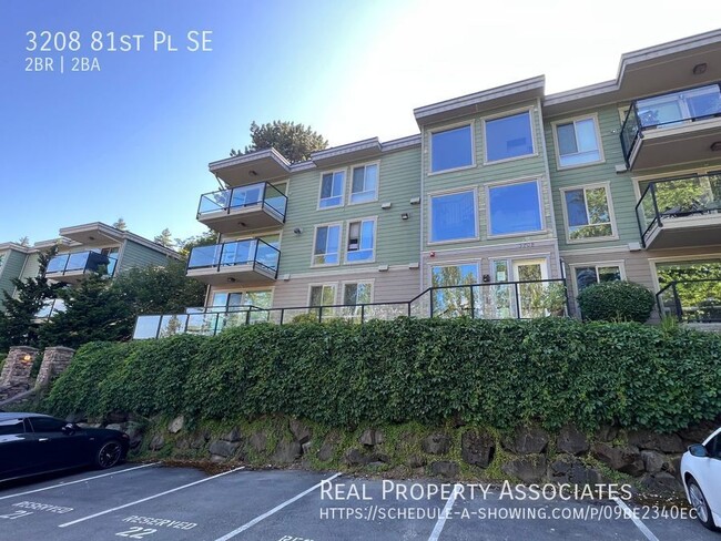 2 Bedroom Condo in Mercer Island - 2 Bedroom Condo in Mercer Island