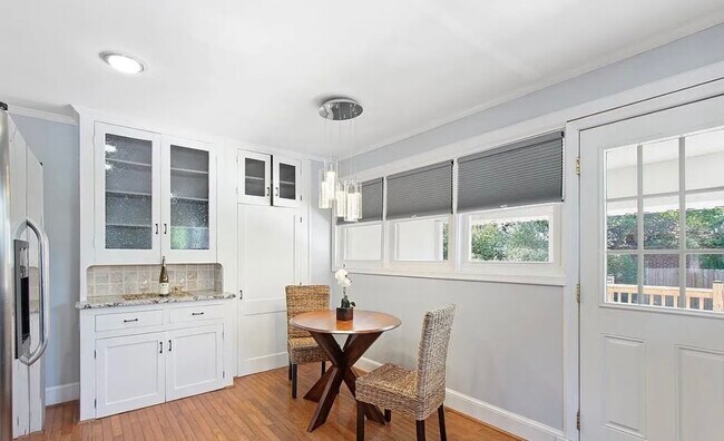 Photo - 26 N Vernon St