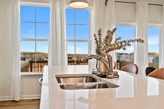 Photo - 216 Charterhouse St