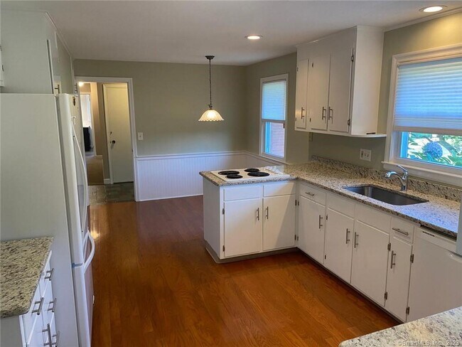 Photo - 11 Eastwood Rd