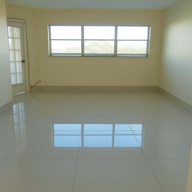 Photo - 3590 Via Poinciana Unit 510