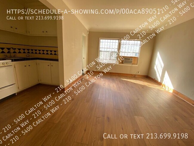 Photo - 5400 Carlton Way Unidad 210