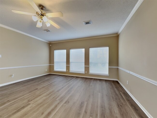 Photo - 11911 Lakewood Hills Dr