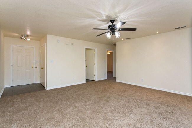 Photo - Spacious 2 Bedroom Home!