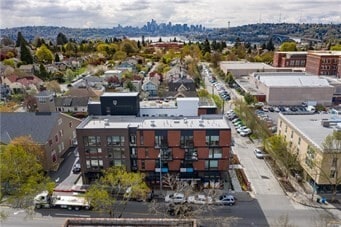 Building Photo - Modern One-Bedroom in the Heart of Wallingford!!! Unit G13