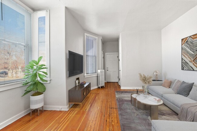 Photo - 1449 Emerson