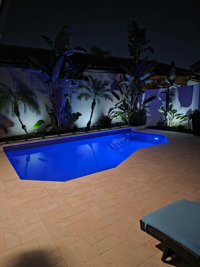 Photo - 23164 Via Stel