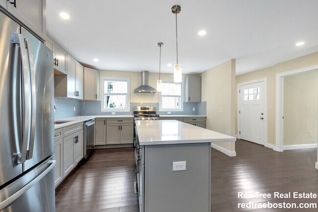 Photo - 73-75 Lexington St