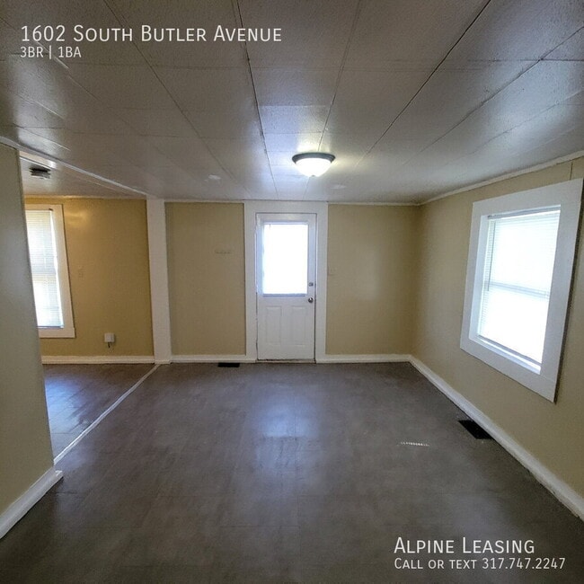 1602 S Butler Ave