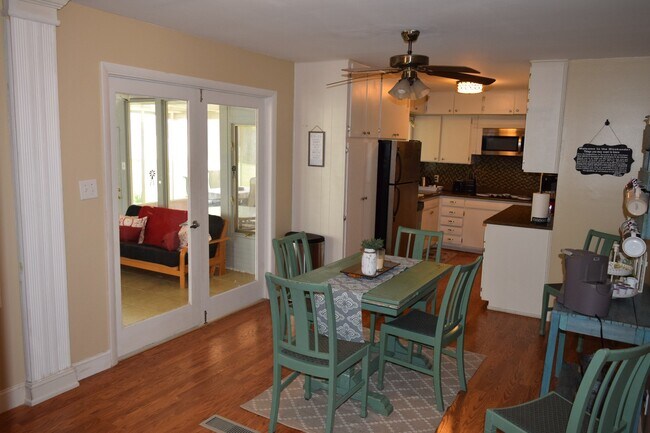 Photo - 2013 Hixon Ave
