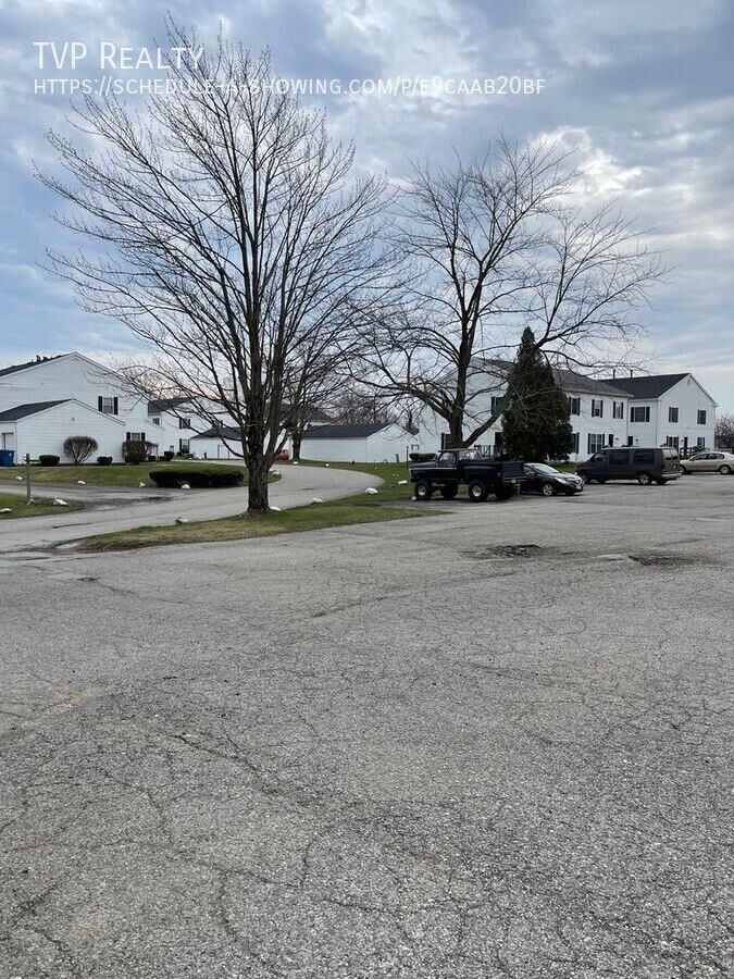 Photo - 34 Hancock Ln