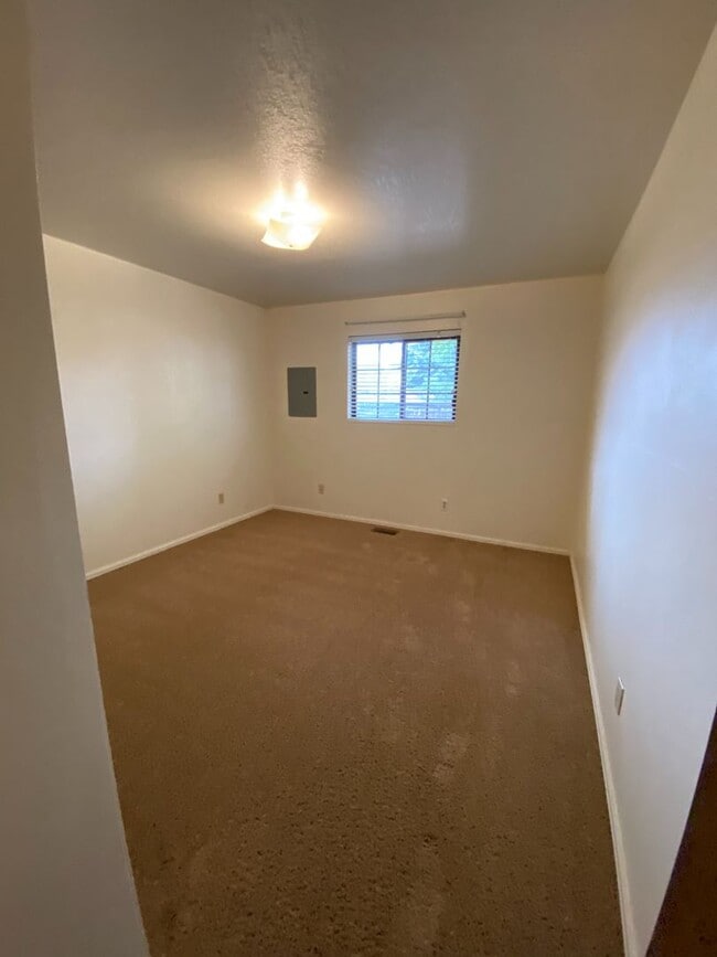 Photo - 2 Bedroom 1 Bath duplex