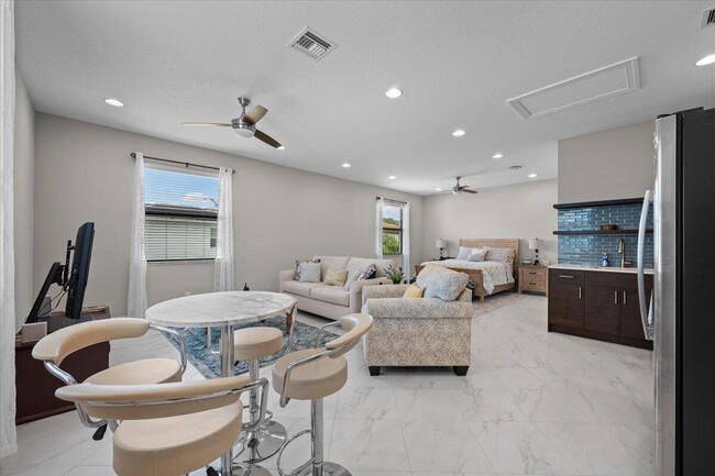 Photo - 5013 Grandiflora Rd