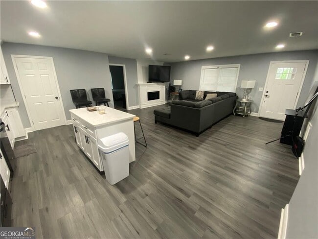 Photo - 318 Willowwind Dr