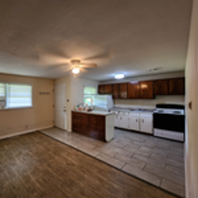 Photo - 130 Apple Tree Rd Apartment Unit C