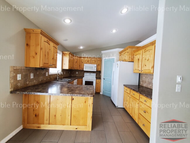 Photo - 3651 Prism Dr