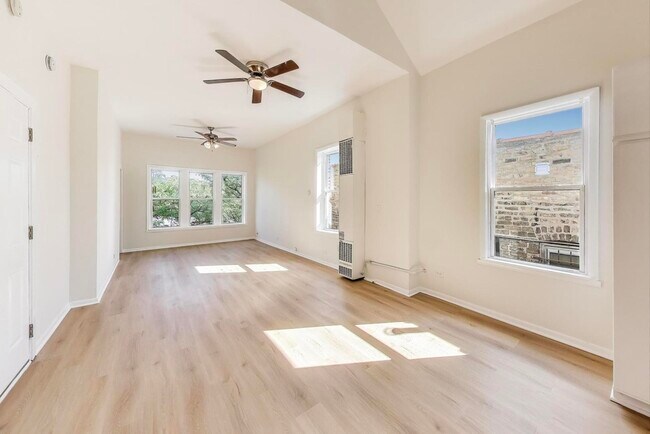 Photo - 1131 W Taylor St Unidad 3F