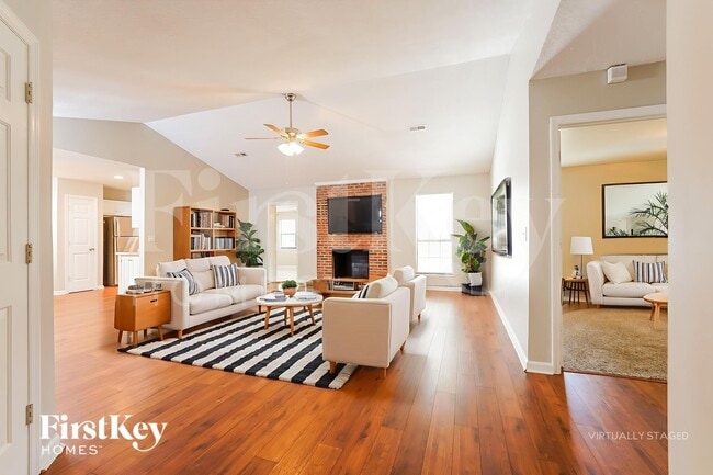 Photo - 328 Indigo Rd