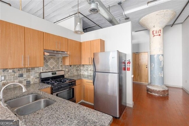 Photo - 881 Memorial Dr SE Unit 206