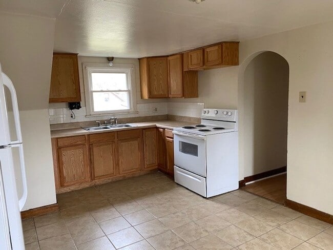 387 Brush Ave Unit HILL 389 Brush Avenue