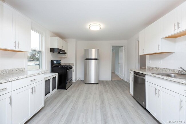 Photo - 167 Brook St Unidad 2