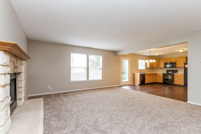 924 Bentgrass Dr