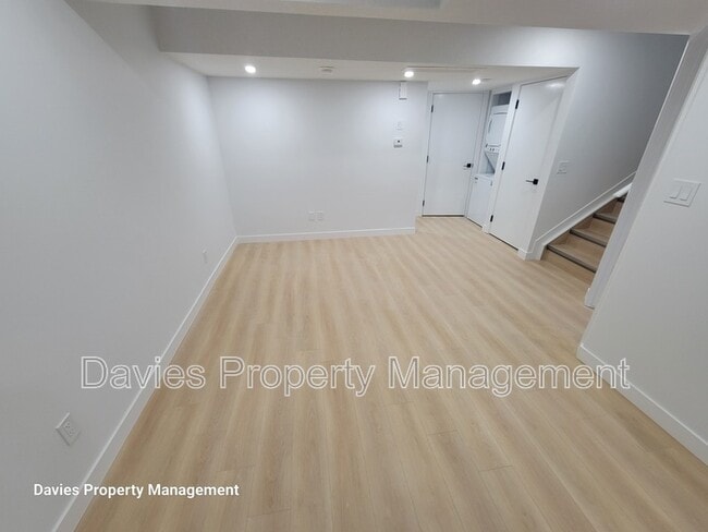 Photo - 16230-16219 19 Ave SW Unit BSMT