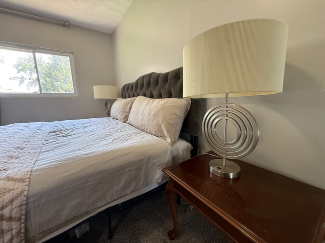 2nd Bedroom - 4801 Beaucroft Ct