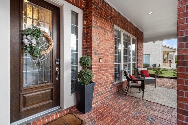Photo - 2822 Taylorcrest