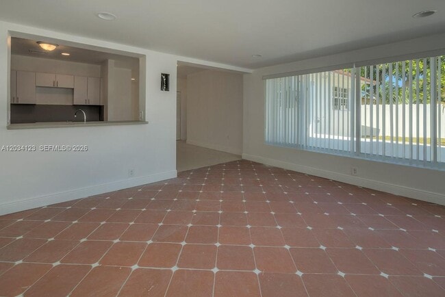 Photo - 160 NW 199th St