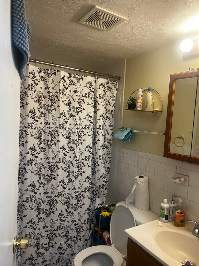 Photo - 1731 Highland Apartment Unit 9