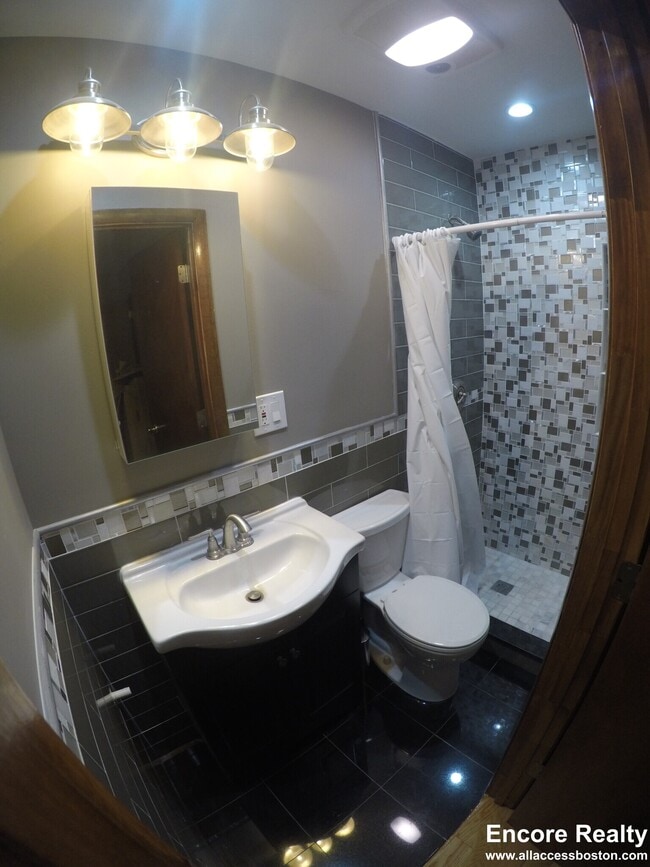 Photo - 230 Brookline St Unit 3