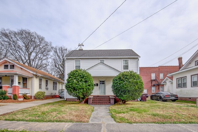 Photo - 1135 Jackson Ave Unit 1135 Jackson Avenue #1