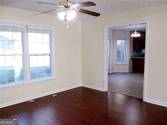 Photo - 3040 Oak Meadow Dr