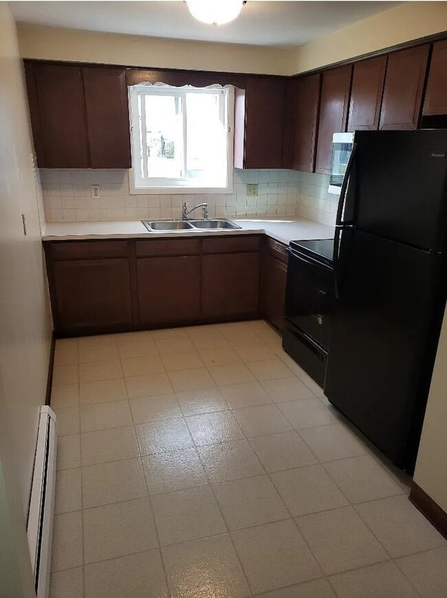 Photo - 320 Meadow Dr Unit 3